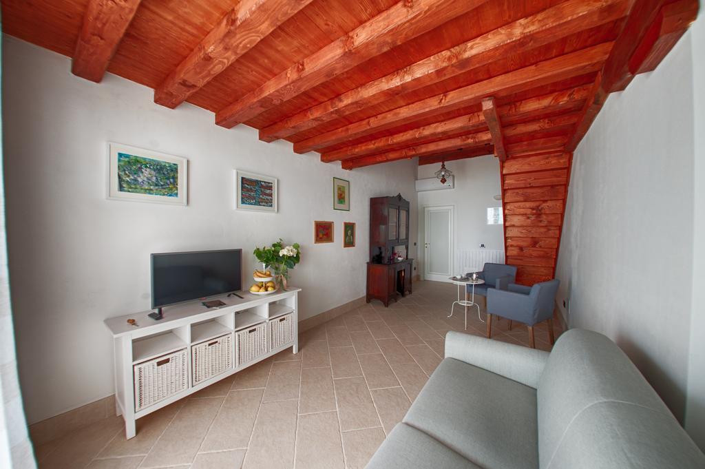Agriturismo Da Gesi ซาเลมาราซิโน ภายนอก รูปภาพ